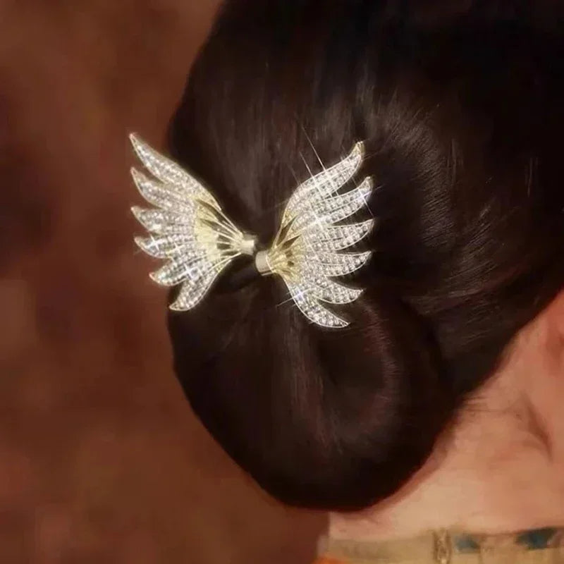 Women's Crystal Wings Hair Twister – Elegant Hair Curler & Stylish Hairpin